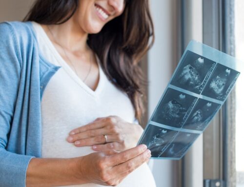 Cercare una gravidanza dopo i 40 anni: Rischi reali e possibilità.